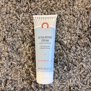 First Aid Beauty - Ultra Repair Cream (8oz)